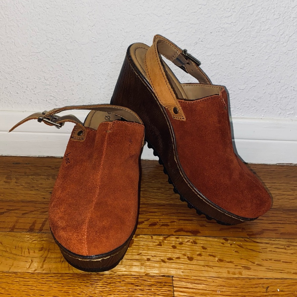 BOC Suede Burnt Orange Clogs (6)